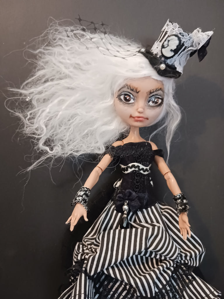 OOAK Ever After High Doll Repaint The Steampunk Alchemist