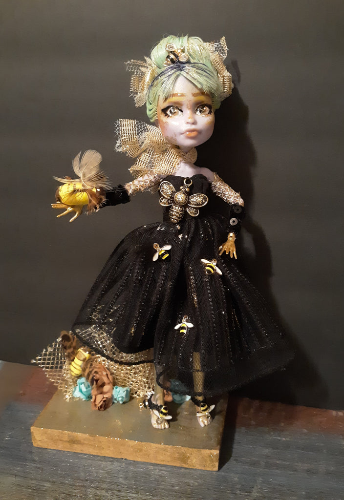 OOAK Monster High Repaint Doll Bea Grateful