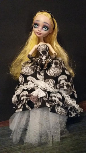 Goth ALice In Wonderland Monster High OOAK doll repaint Custom art doll