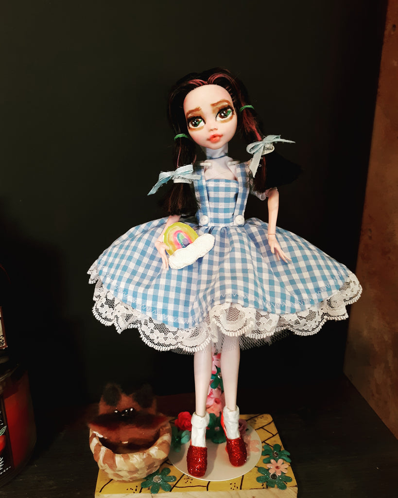 DOROTHY GAYLE and Toto Oz Monster High OOAK doll repaint  by Leslie Mehl Art
