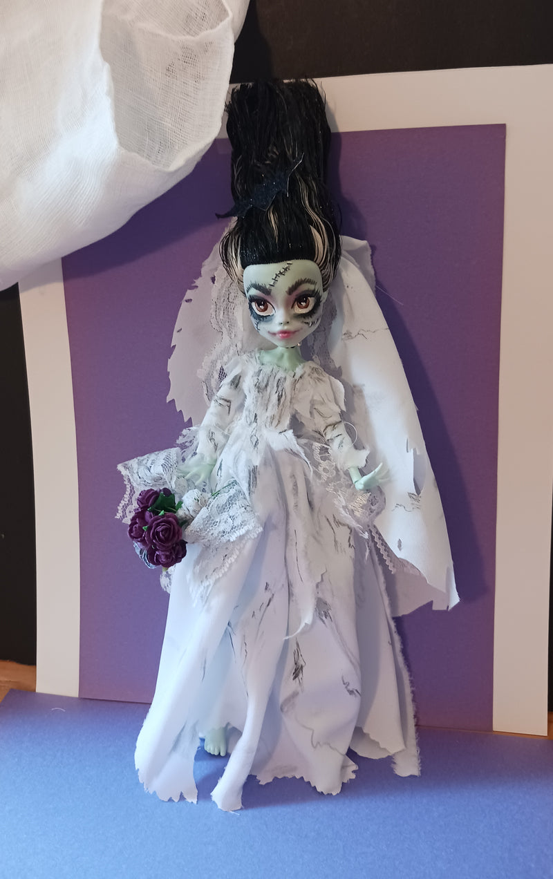 OOAK Bride Of Frankenstein Doll  Monster High repaint